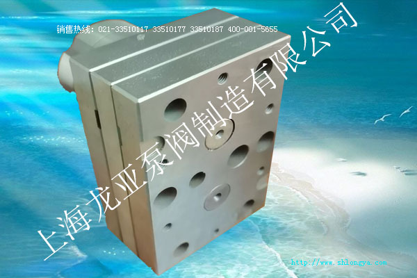 LRT熔體計量泵,熔體泵,熔噴布齒輪計量泵